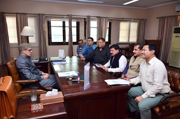 'Jammu CCI Team calls on CM Omar ; raises Gair Mumkin Khad, Patnitop Master plan , Commercial Activities'